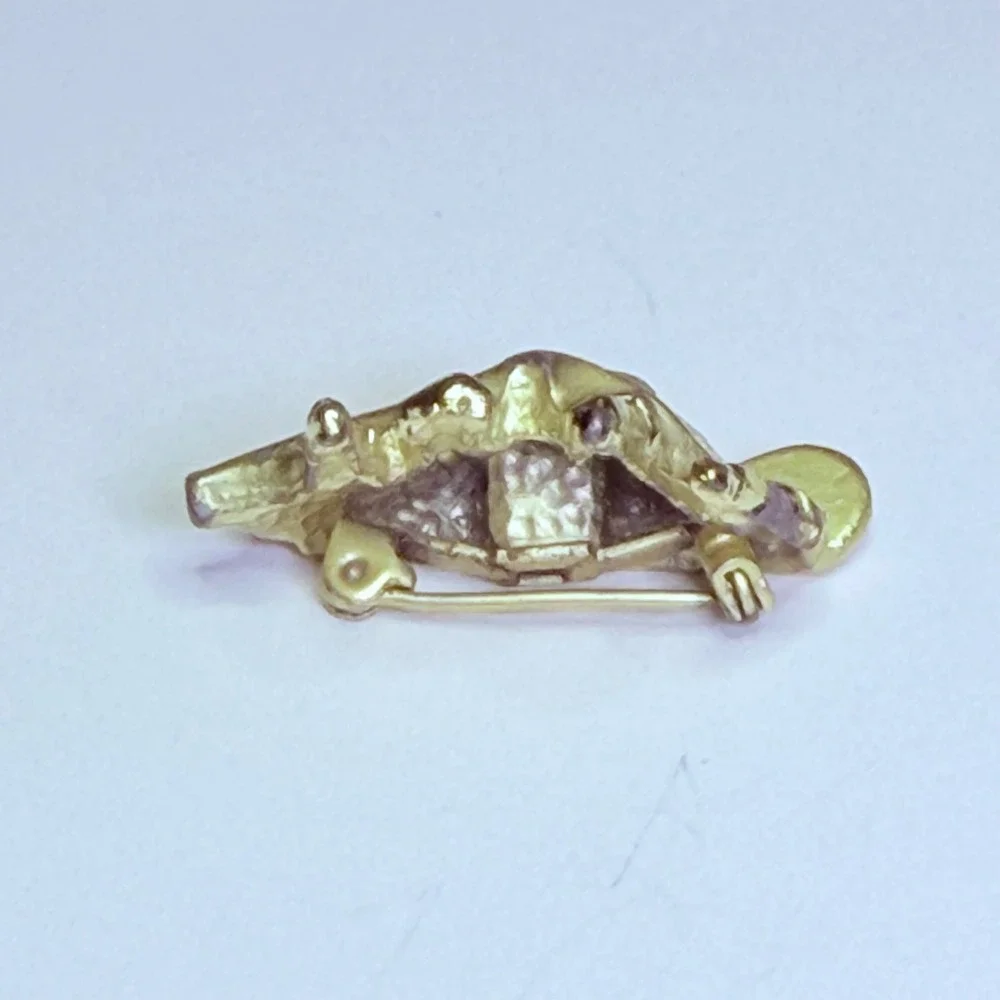 Vintage‎ Gold Tone Grand Piano Brooch Musical Instrument Novelty Pin 1 Inch